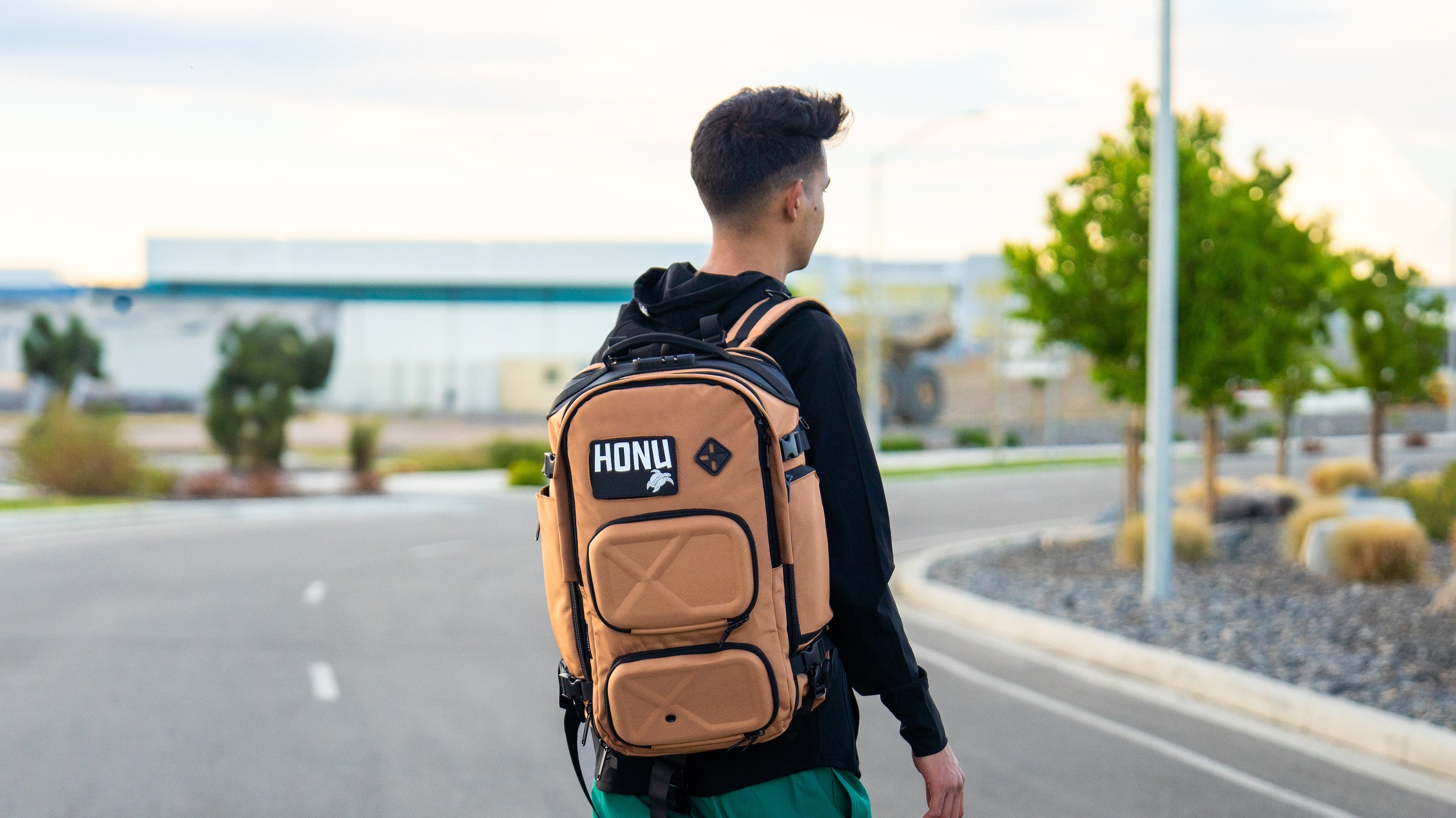 From Classroom to Court: Transitioning with Athleisure