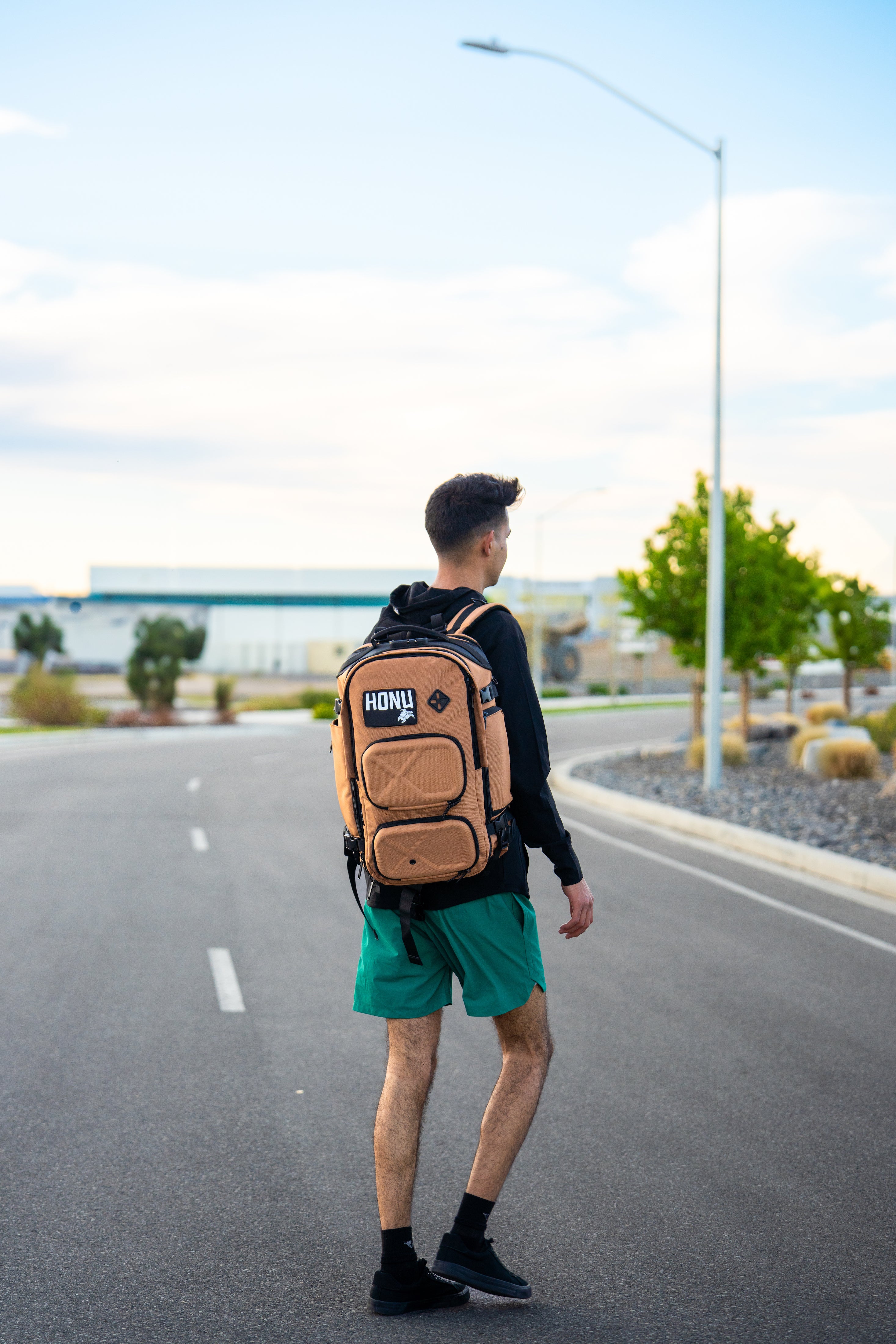 From Classroom to Court: Transitioning with Athleisure