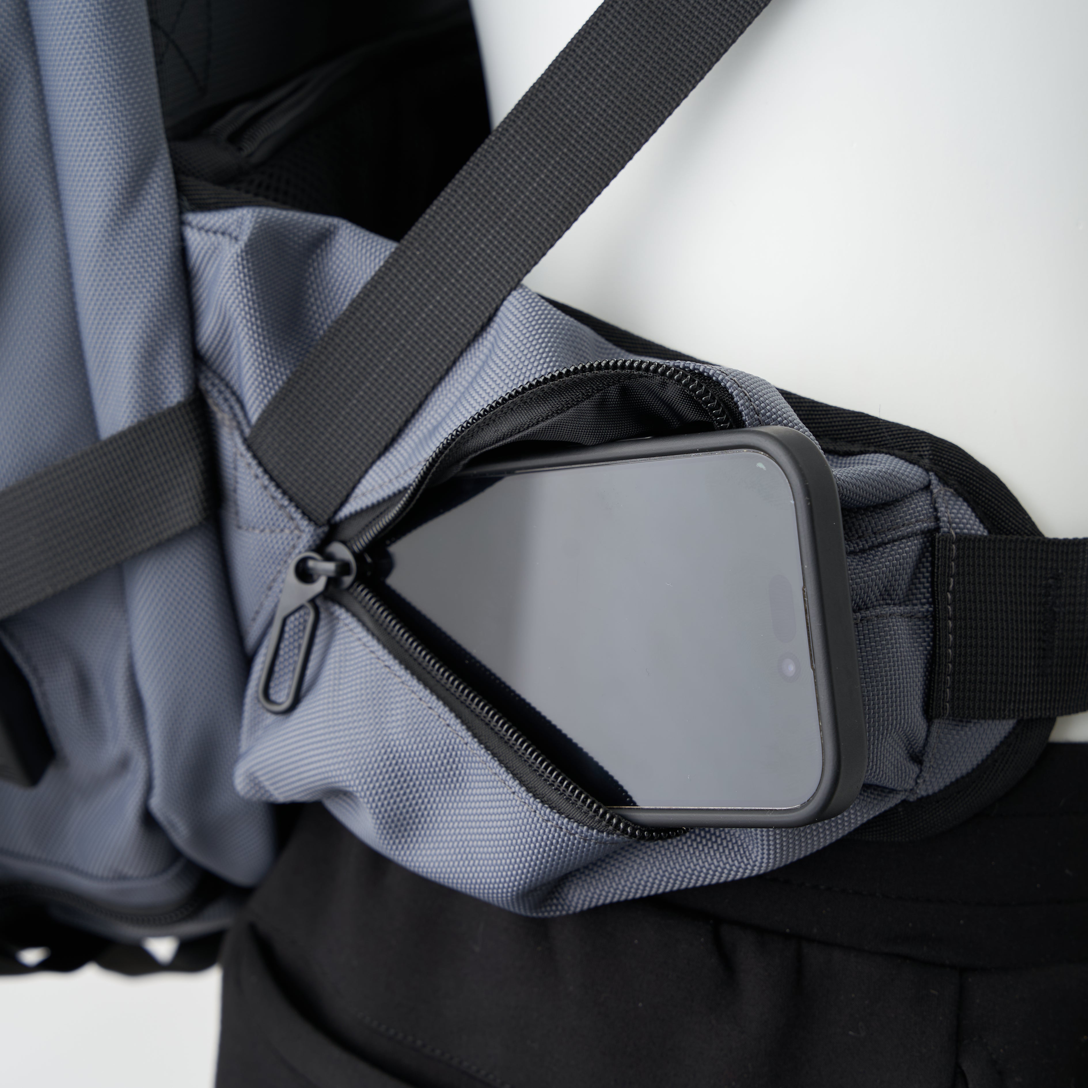 Venture Bag | Spacious, Functional, and Ideal for Active Lifestyles - Honu